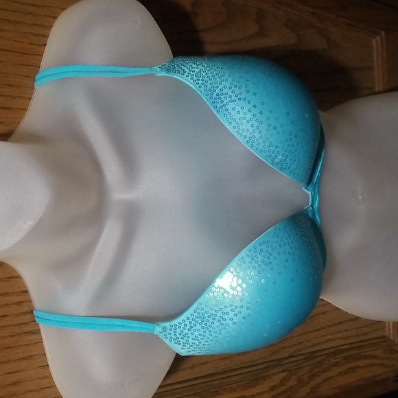 🎄Victoria Secret's Blue Sequined 32D🎁 - Picture 3 of 14